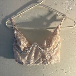 Victoria's Secret Dream Angels White Lace Bra with Adjustable Straps size 34C